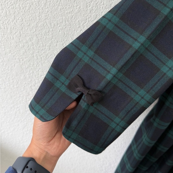 Talbots Green Sheath Dress with V-neck and Cuffed Sleeves - Picture 6 of 11